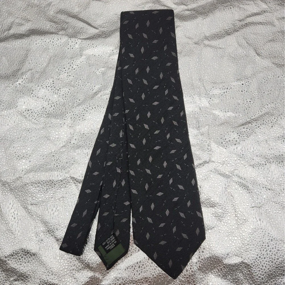 Tie GIORGIO ARMANI Cravatte Gray Geometric Diamonds Italy 100% Silk Necktie VTG